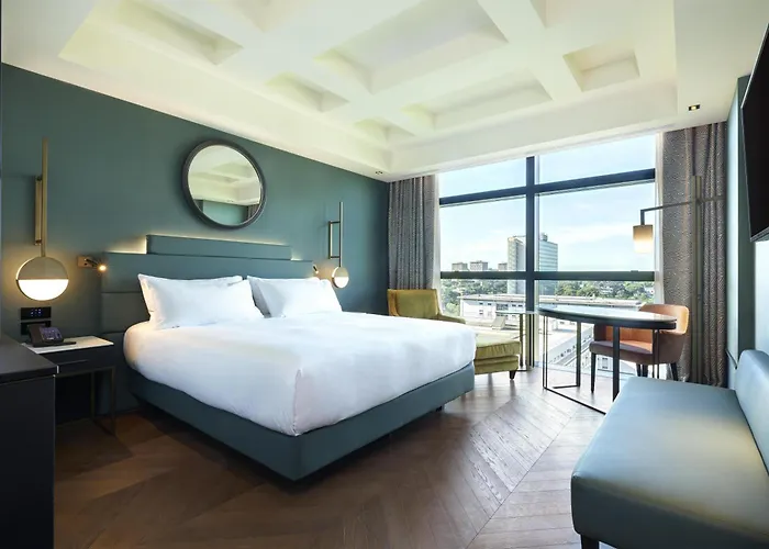 Hilton Eur La 4*