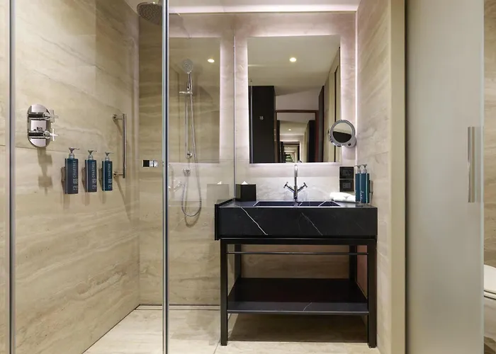 Hilton Eur La 4*